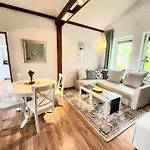 Lägenhet Cozy Country 7persons Close To Airport Kraków